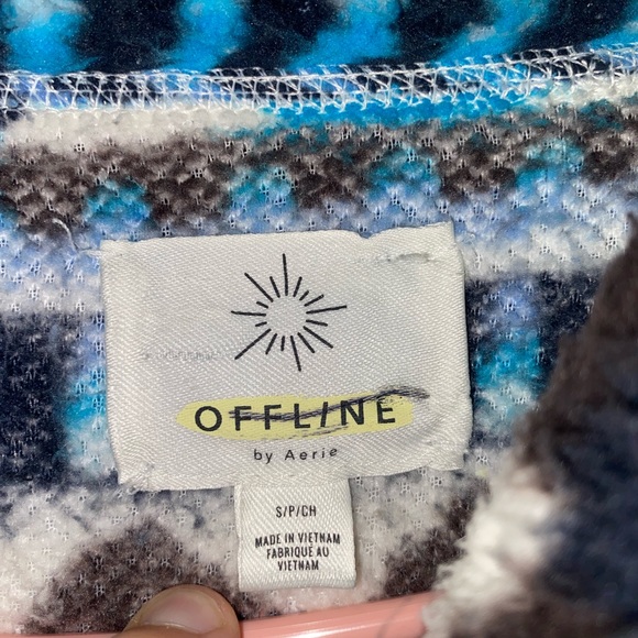 Womens fuzzy fleece/sweater - Picture 3 of 3